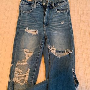 American Eagle Ripped Skinny Jean